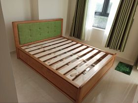 Giường gỗ sồi kết hợp nệm đầu giường Kt581